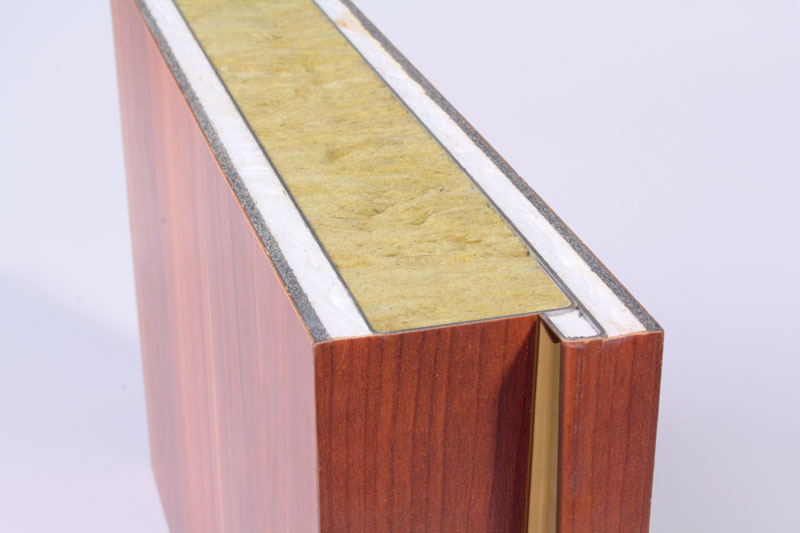 Querschnitt des TERMO-T�rfl�gels