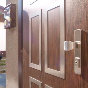 ADLO - Thermo-Au�enraumt�r Lisbeo, Leistenausf�hrung L 350, Leisten aus rostfreiem Stahl, zweifarbig