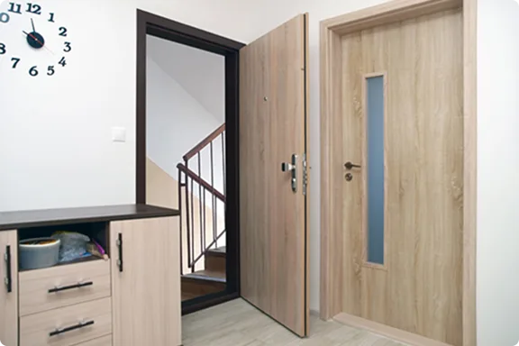 Wohnungseingangst�ren